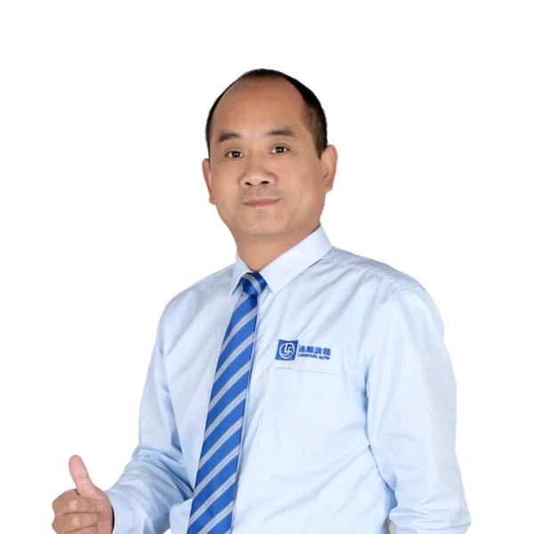 易师傅修波箱头像