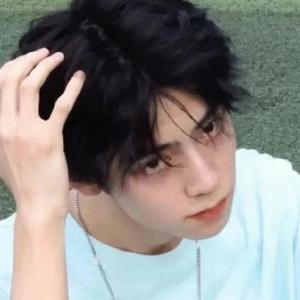 自信铅笔6A2r 头像