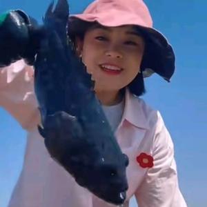 赶海美女小章头像