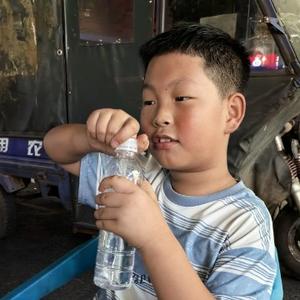 幸福家庭夫妻都是80后 头像