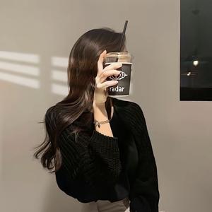 在海边倾听涛声的听者 头像