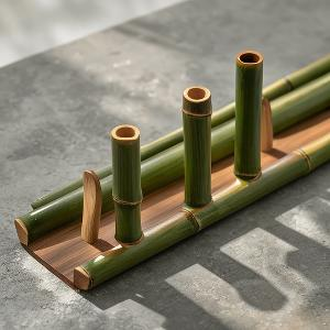 河水里划桨的小船夫 头像