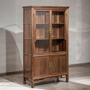 洞穴里冬眠的熊仔 头像