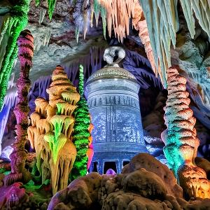 在操场享受运动的欢 头像