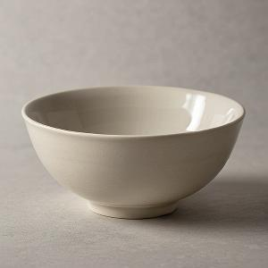 湖畔边垂钓的闲适 头像