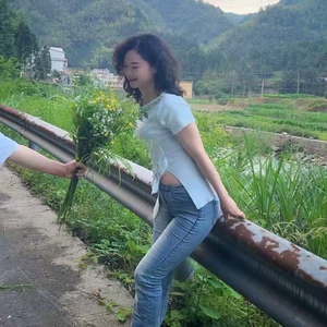 跟着幸福走 头像