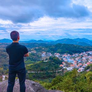 高先生说点高兴事 头像