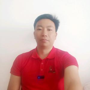 红衣青年孫疆胤 头像