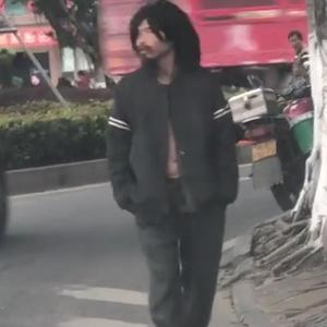 好奇伊夫琳9y9 头像