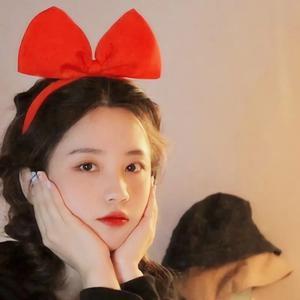 好奇杰西儿