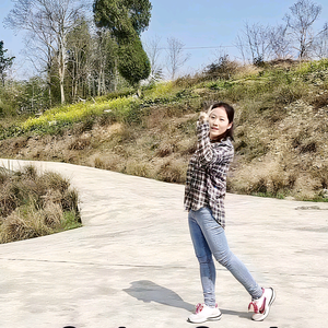 舒小林（橱窗好物） 头像