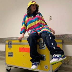 自信的男人最丑 头像