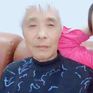 文杰爸爸洪军