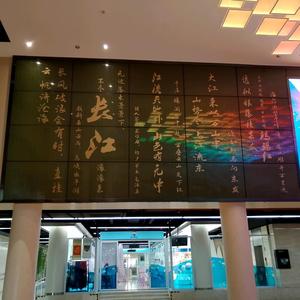 余生何须指教 头像