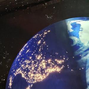 小王爱刷剧 头像