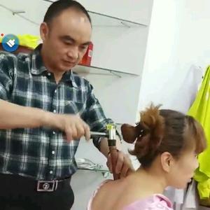 生哥吃鱼不吃刺 头像