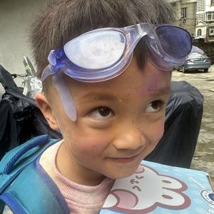 小石榴爸爸 头像