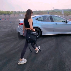 丹姐爱讲用车热线 头像