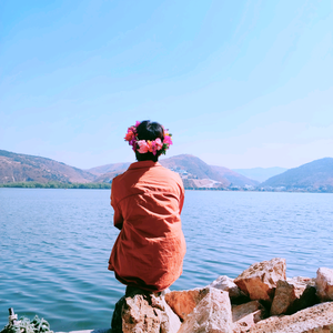 大脸猫的骨头 头像