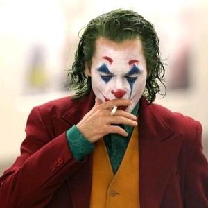 小白说人物 头像