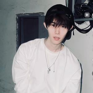 失意男孩(鸡爪版) 头像