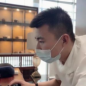 张纹铭（跑调） 头像