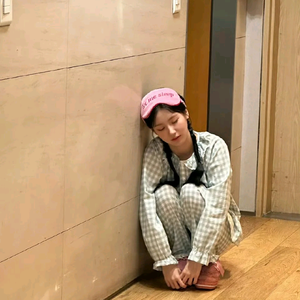 延着面面转 头像