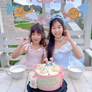 小卷毛和姐姐的日常 头像