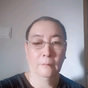 邹家人 头像